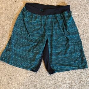 lululemon athletica Men's Blue Patterned Athletic Shorts